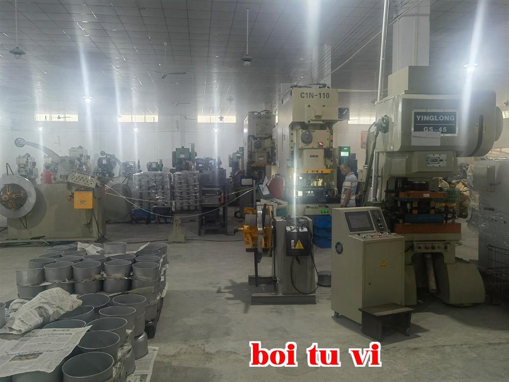 Phân loại gia công điện cực graphit Đông Quan và phương pháp gia công trên máy tiện
