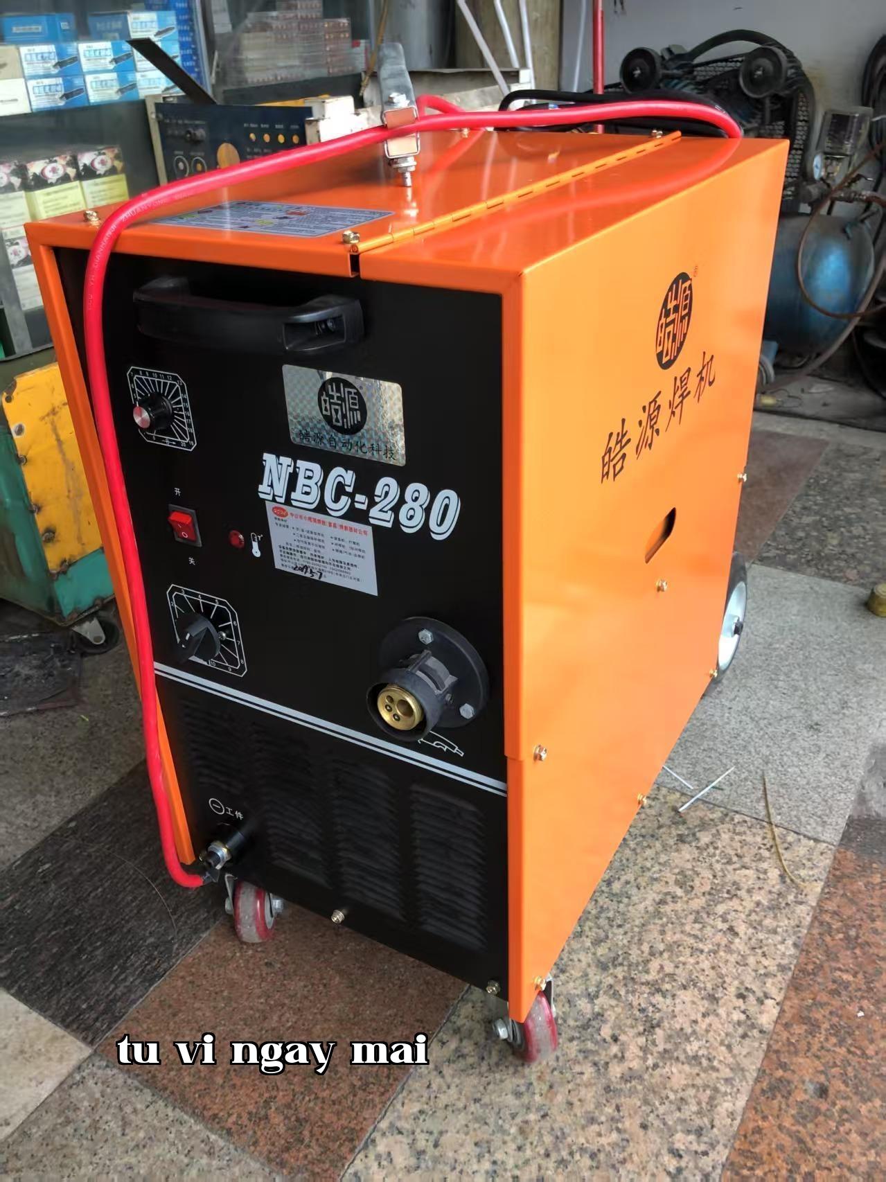 Máy hàn bảo vệ bằng khí CO₂