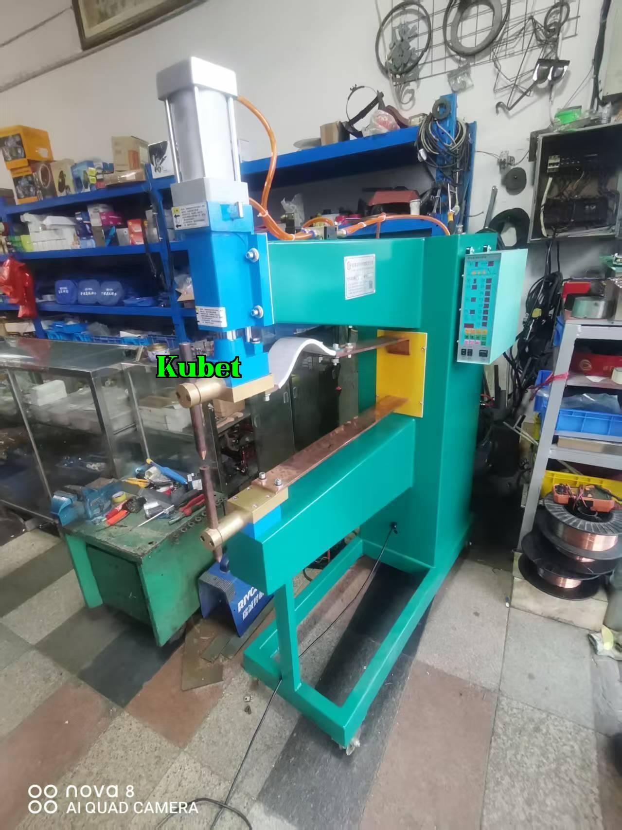 Máy hàn điểm khí nén