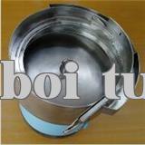 Làm thế nào để sử dụng khay rung đúng cách để tránh sự cố xảy ra?